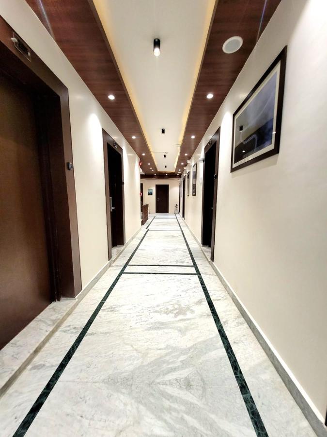 Hotel Royal Plaza Srīnagar المظهر الخارجي الصورة