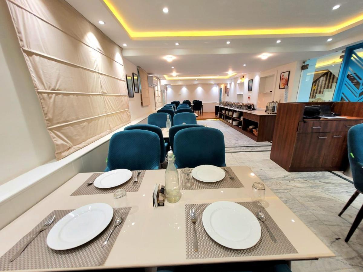 Hotel Royal Plaza Srīnagar المظهر الخارجي الصورة