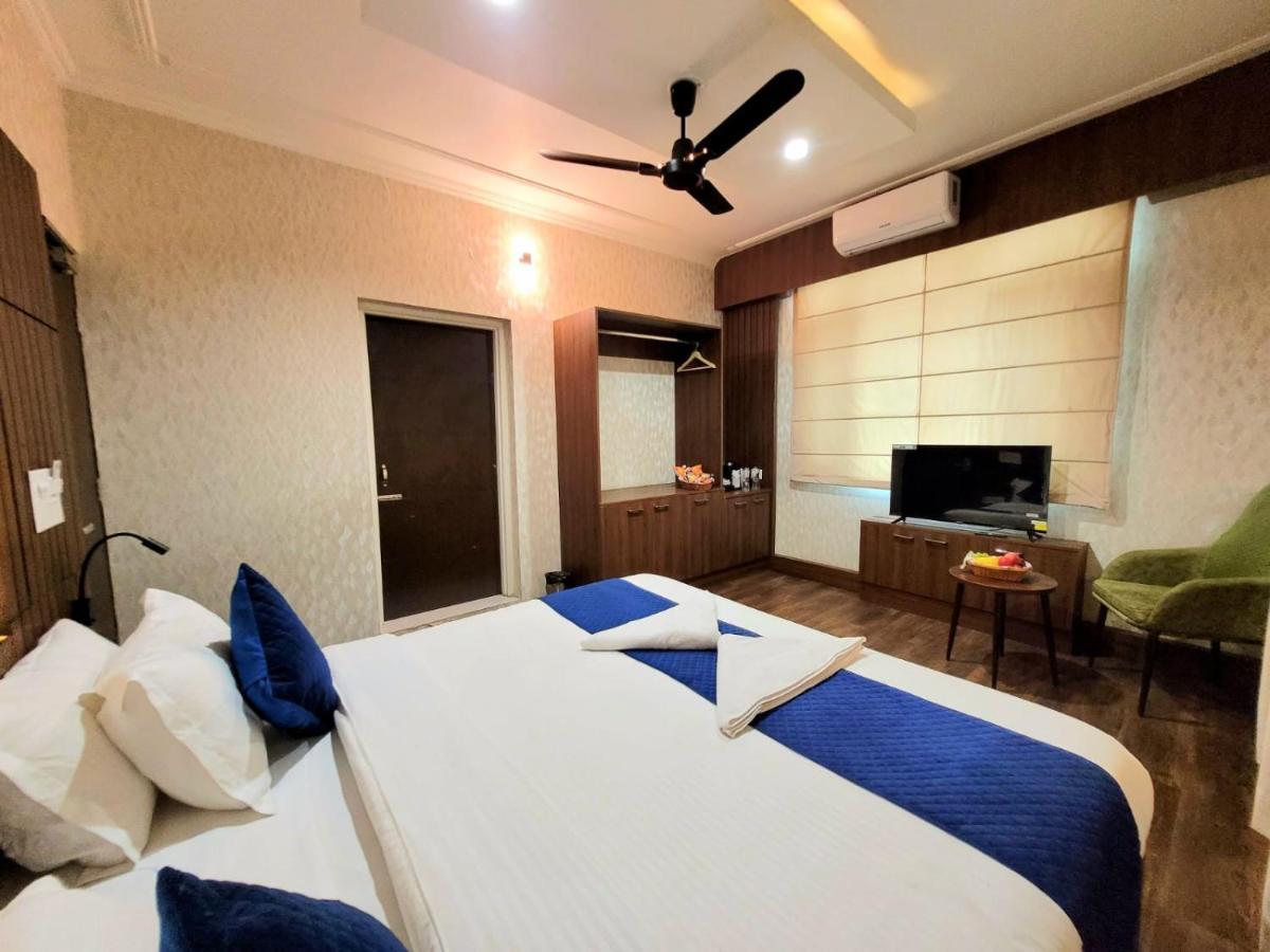 Hotel Royal Plaza Srīnagar المظهر الخارجي الصورة